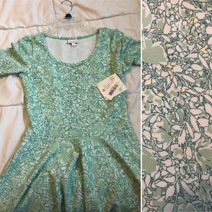 BNWT Medium Lularoe Nicole